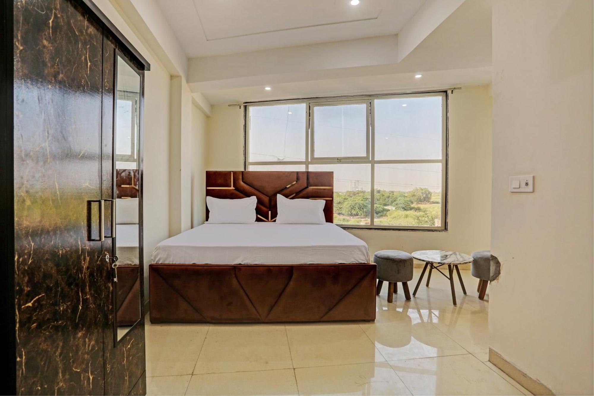 Hotel O Tree House 3*