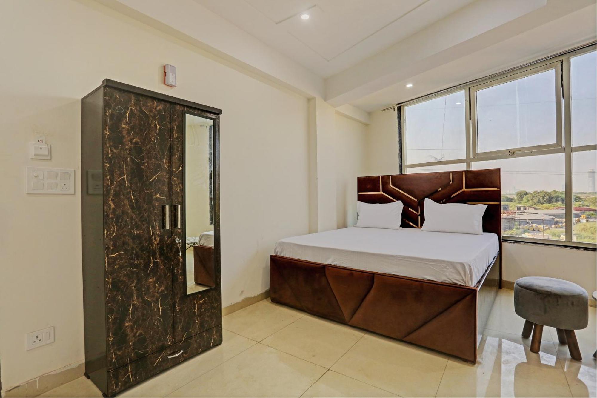 Hotel O Tree House 3*